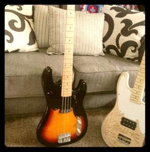 Harley Benton Vintage series Bass